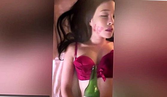 Камшоты: Lucy Belle озабоченная медсестра, порно видео