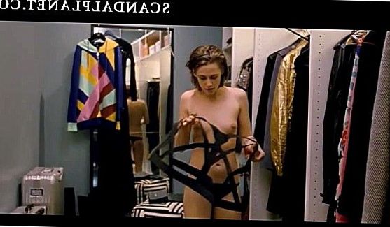 Шикарные дойки мамашки, порно видео